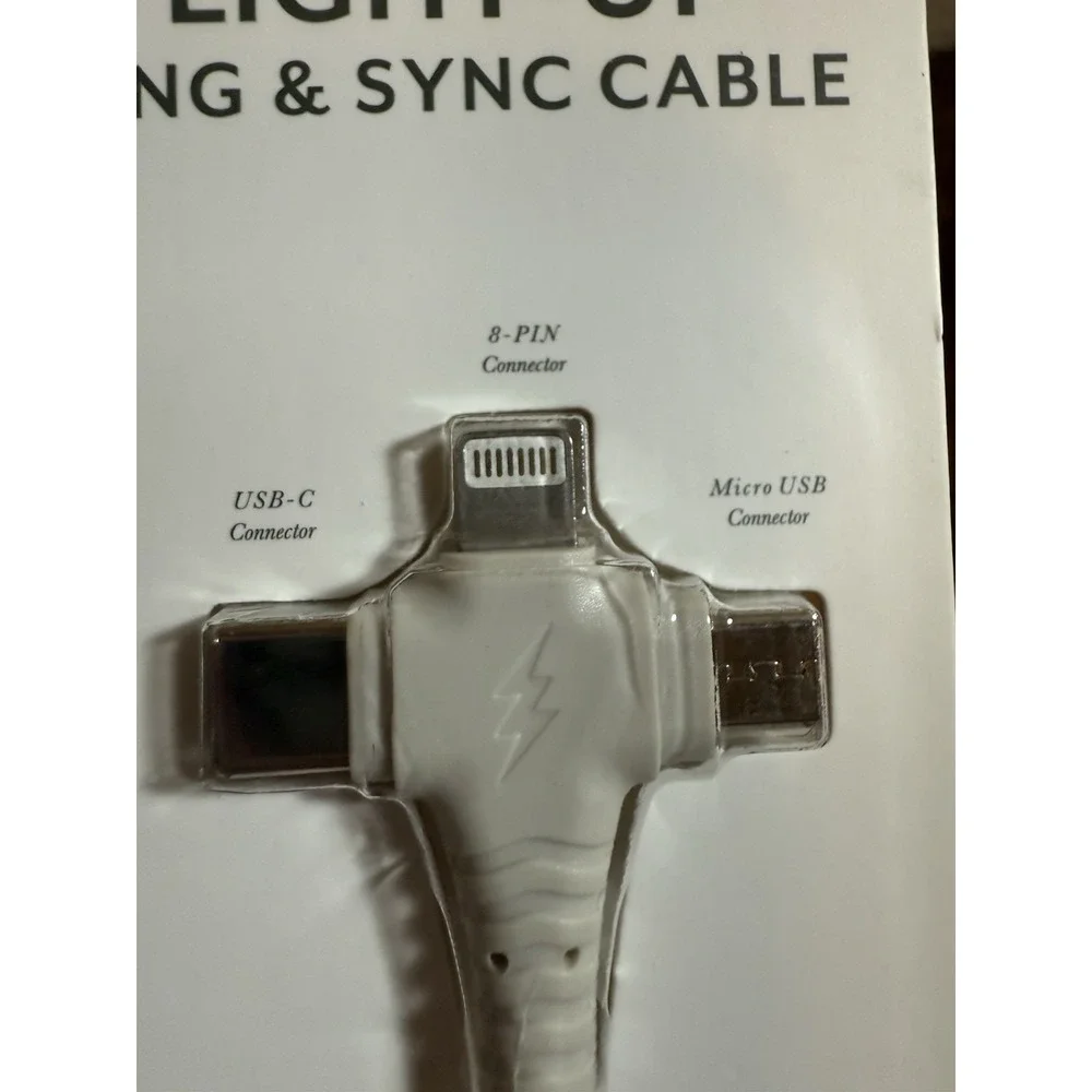 Charging & Sync Cable 3-in-1 Vivitar Light-Up Braided‎ Charger 3 ft